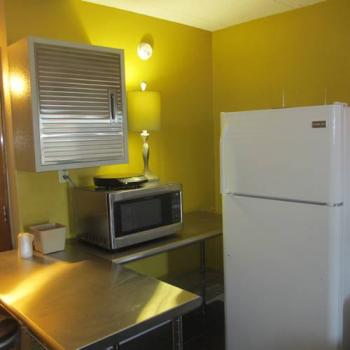 Riverside Suites